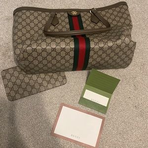 Gucci shoulder bag